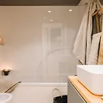 아파트 Luala - 2 Bedrooms In Principe Real *